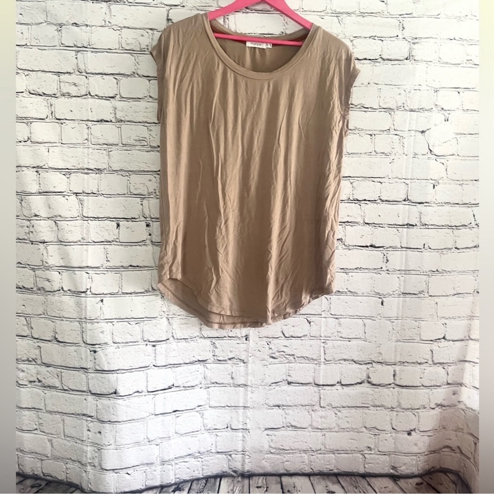 MARLOW. Tan top. Size XL
